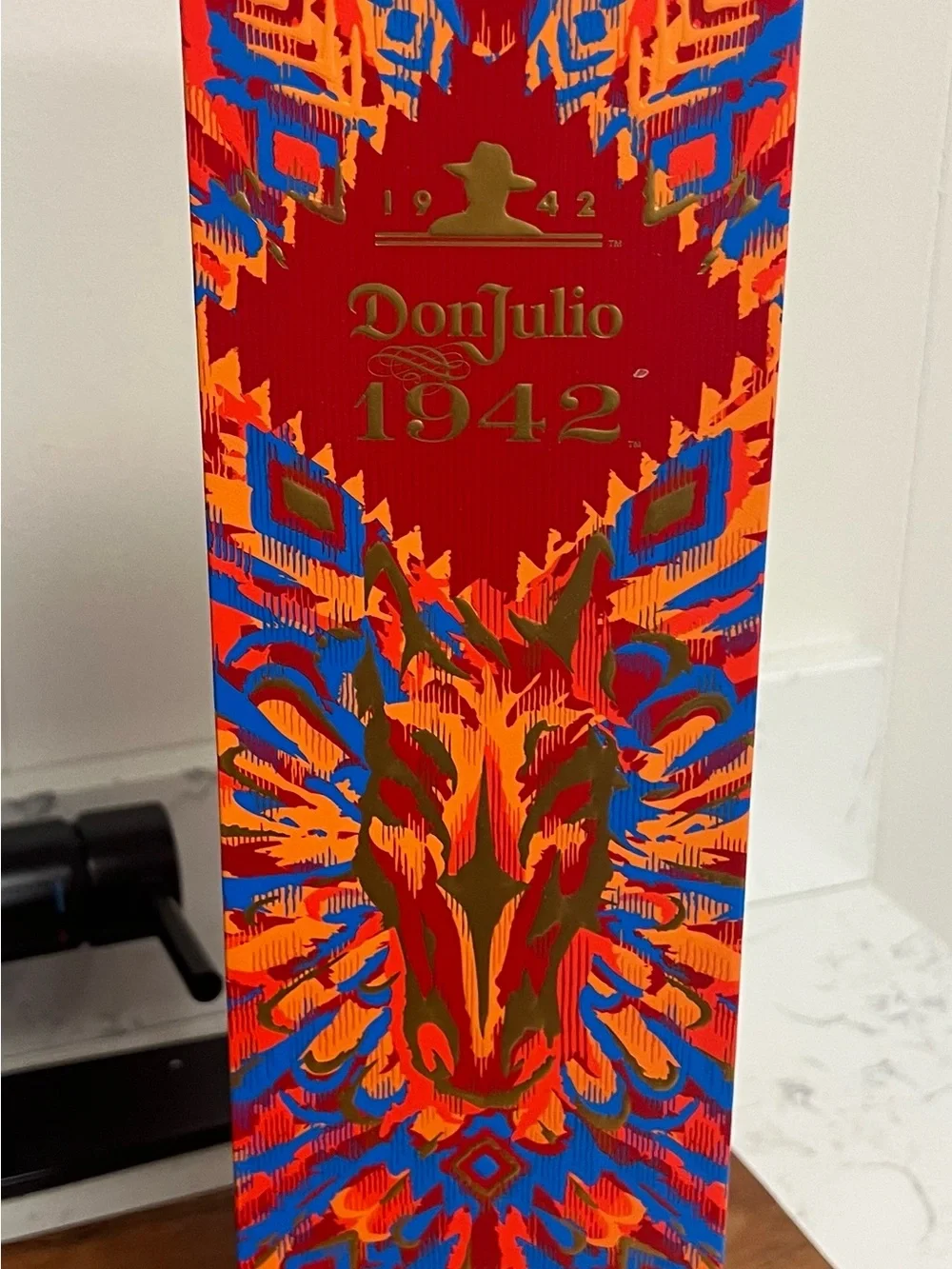 Limited edition Don Julio 1942 “LUNAR Year of the Horse" empty display set. - Picture 4 of 16